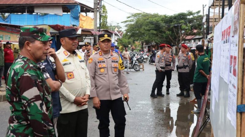 FOTO : Kapolres Aceh Timur AKBP Nova Suryandaru, S.I.K. bersama unsur Forum Koordinasi Pimpinan Daerah (Forkopimda) Kabupaten Aceh Timur. DOK: DedySurya/ KDNindonesia. 